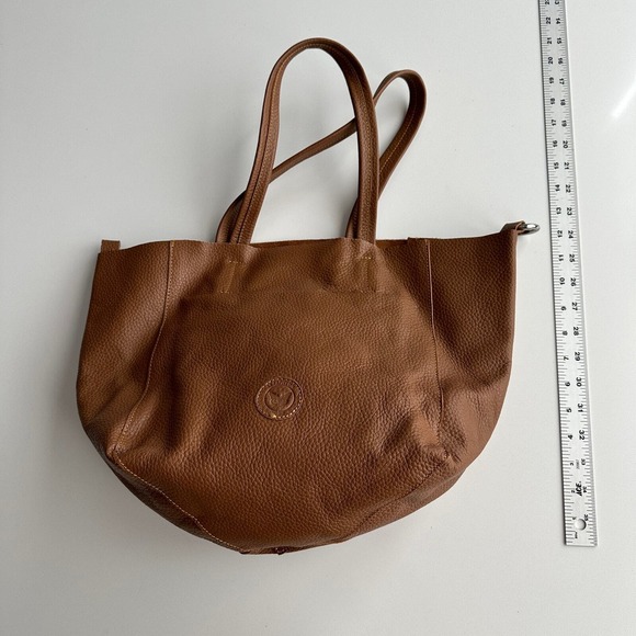 Le Papillon Modena Tan Pebbled Leather Tote Convertible Bag Purse - Picture 8 of 9